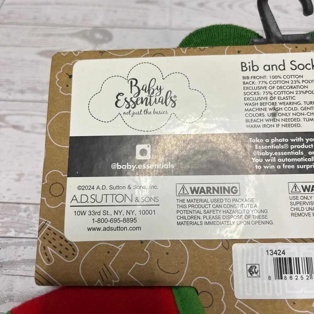 Baby Essentials My First Christmas Bib and Socks Set Red Green Reindeer 0-6M NEW